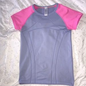Ivivva athletic material Short Sleeve (Size 12)